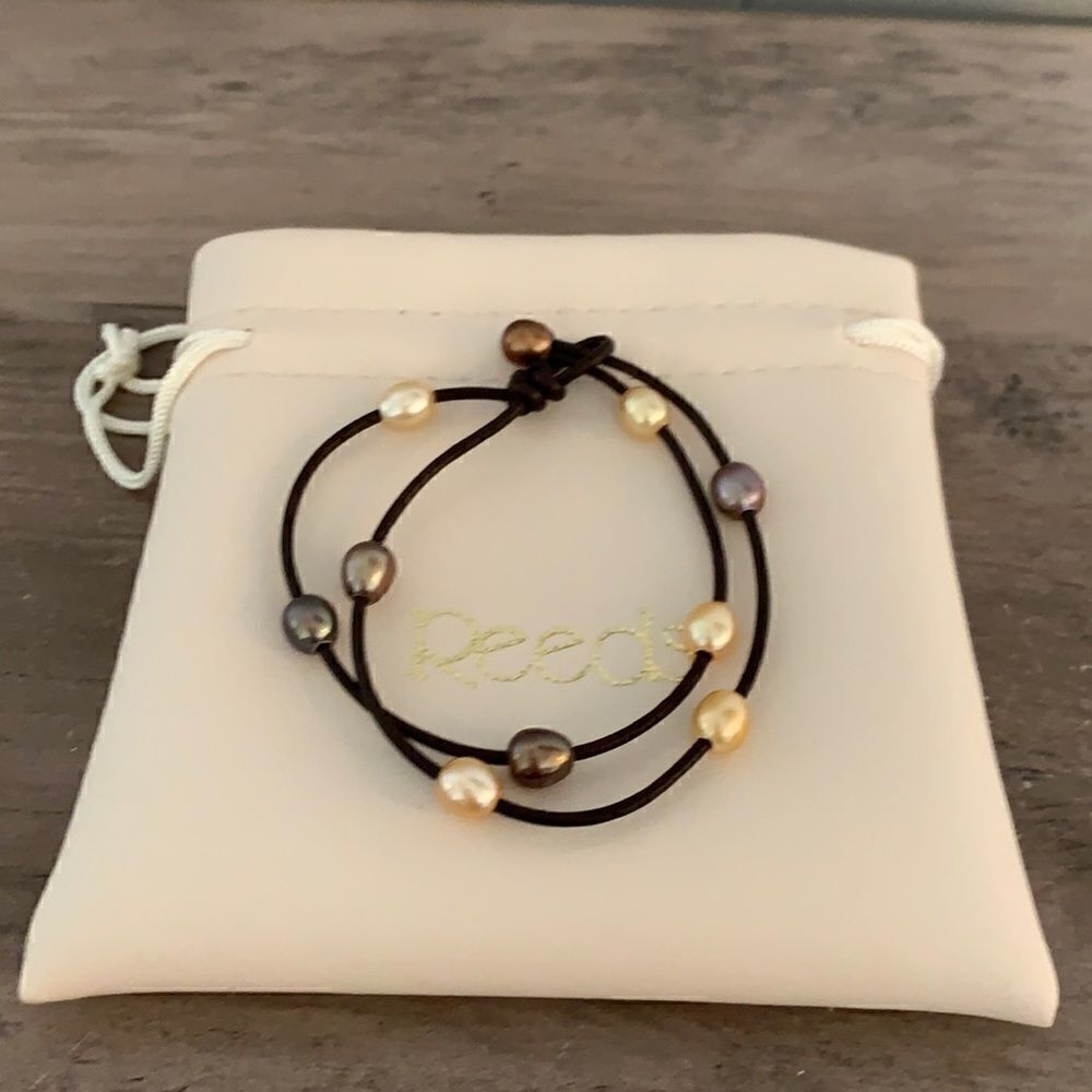 Reeds Pearl Bracelet. Cream & Brown